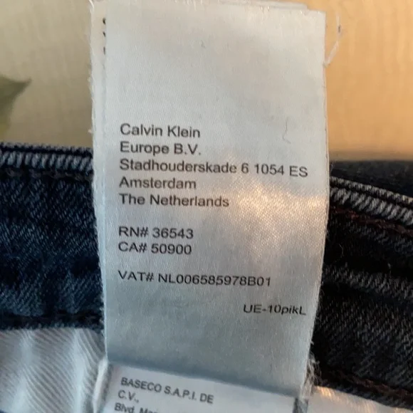CALVIN KLEIN Skinny Jeans - Picture 9 of 11